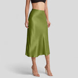 https://cdn.shopify.com/s/files/1/0978/3341/9127/files/Pien_Elegante_Satijnen_Midi_Rok_Voor_Dames_Fruit_Groen_4_1_-Photoroom.jpg?v=1770024835