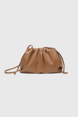 https://cdn.shopify.com/s/files/1/0925/6445/5798/files/Soera-Bellina-Pouch-Dupe-08-Photoroom_21a9fc2a-40aa-41ca-bff7-13b033aeb6cd.png?v=1757441363