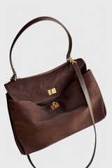 https://cdn.shopify.com/s/files/1/0925/6445/5798/files/Soera-Ramona-bag-03-Photoroom_9cca7621-812f-41d0-8602-ba6abe94e84a.png?v=1757441365