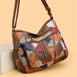 https://cdn.shopify.com/s/files/1/0925/6445/5798/files/Solara_mozaiek_leren_handtas_2.jpg?v=1759950635