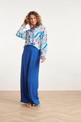https://cdn.shopify.com/s/files/1/1007/1746/1833/files/imgi_53_24050-Tribal-Print-Blouse-White-Muticolour-3.jpg?v=1775409439