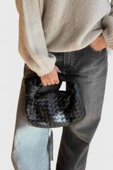https://cdn.shopify.com/s/files/1/0925/6445/5798/files/soera-woven-bag-mini-06-Photoroom_f3e3cbfd-d889-4420-bb52-3588f90c2a09.png?v=1757441374